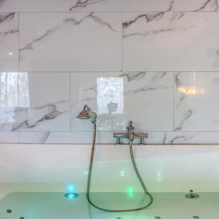 Apartment D'amour Jacuzzi Bordeaux Parking *